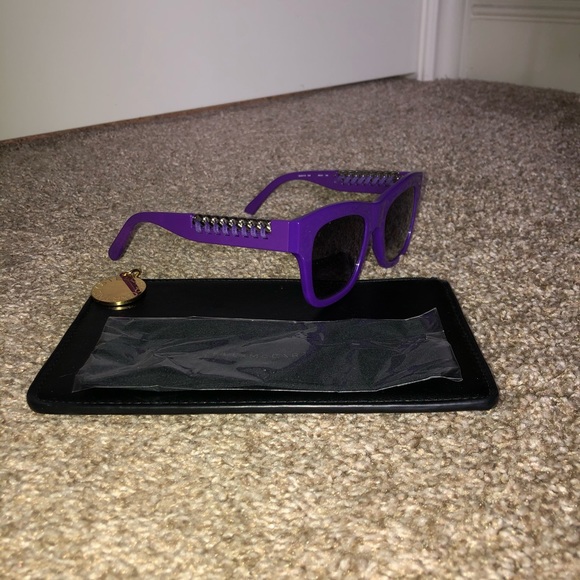 Stella McCartney - Chain Detailed Sunglasses - Picture 2 of 4